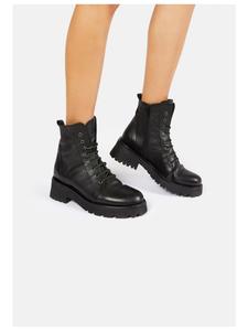 Ботильоны черного цвета Felmini