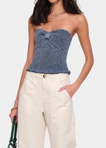 Смокинговый топ без бретелей в светло-голубом цвете Heartloom