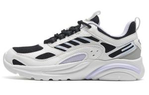 Кроссовки женские Millennium Lifestyle с низким верхом бежевого/черного цвета Xtep