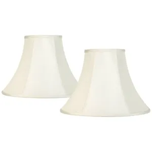 Комплект из двух абажуров Imperial Shade в форме колокола, кремовый, средний размер, высота 18 см (верх) x 41 см (низ) x 30 см (высота), сменный держатель для плафона и навершие Springcrest