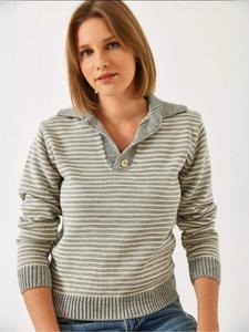 Bianco Lucci Свитер в крапчато-сером цвете