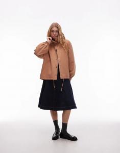 Пиджак ASOS DESIGN с воротником-стойкой верблюжьего цвета