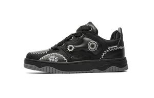 MR.PESIN Стильные дышащие низкие скейтерские кроссовки Stretch Hole Collection черные унисекс, цвет Black