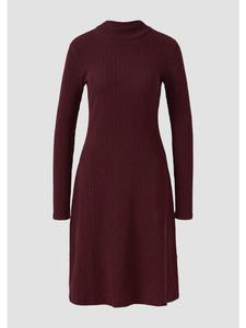 Платье в цвете 39P0_bordeaux s.Oliver