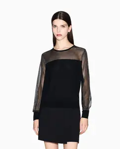 Женский свитер с круглым вырезом и прозрачными деталями Armani Exchange, черный