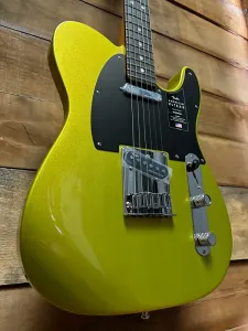 Fender American Ultra II Telecaster - Solar Flare с жестким кейсом