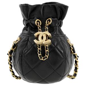 Яркая клатч на одно плечо из ягненка черный CHANEL