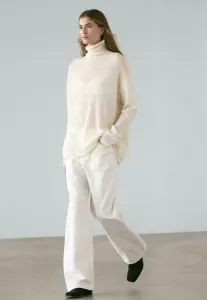 Джемпер с высоким воротником Massimo Dutti, Beige