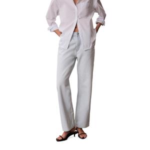 Calvin Klein Джинсы женские SCJ Denim White Moderate Straight Fit