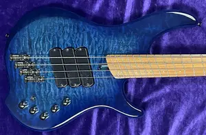 Dingwall Combustion 4 (3 пикапа), Indigo Burst с Pau Ferro *В наличии!