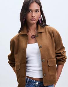 Куртка Stradivarius из искусственной замши с карманами коричневого цвета