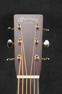 Martin Мартин D-28 Сатин Амберберст