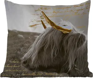 Подушка для улицы - Шотландский горный скот - Золото - Цитата - 45 x 45 см - Водонепроницаемая - Подушка для отдыха - Подушка с фотографией - Декоративная подушка MuchoWow
