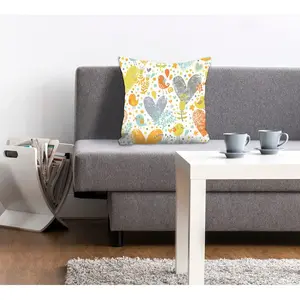 Декоративная подушка Sementha с разноцветными сердечками Queence, Bunt + bedruckt