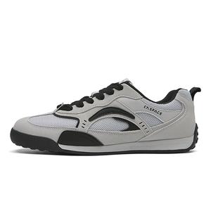 China Aerospace Низкие повседневные мужские туфли серого бетонного оттенка с двойными ремешками, цвет Concrete Gray (Double Straps)