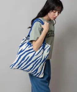 Вязаная сумка с жаккардовым узором «Зебра»