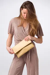 Клатч 'Amelia' из кожи наппа Pure Luxuries London, металлик