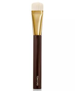 Кисть для растушевки и освещения 04 Tom Ford