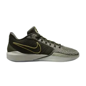 Кроссовки Nike Wmns Sabrina 1, зеленый