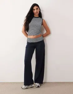 Темно-синие брюки с полосками сзади и поясом ASOS DESIGN