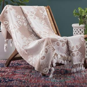 Hand In Hand Плед Justina Blakeney, коричневый/бежевый