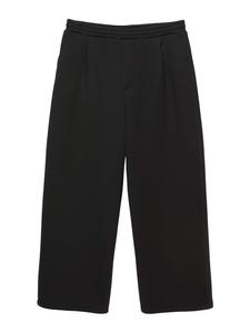 Pull&Bear Брюки с мешковатым кроем и складками спереди в черном цвете