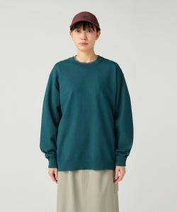 Вязаный свитер из шерсти с круглым вырезом, который можно стирать.