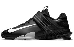 Кроссовки Nike Savaleo, черный/белый