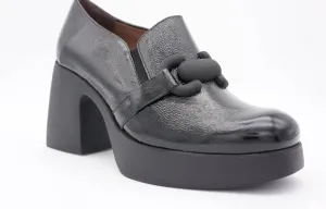 Женские лоферы на высоком каблуке из черной лакированной кожи Wonders