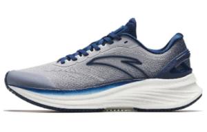 ANTA Амортизирующие износостойкие низкие беговые кроссовки мужские серо-голубые Mist Gray/Deep Nautical Blue, цвет Mist Gray/Deep Nautical Blue