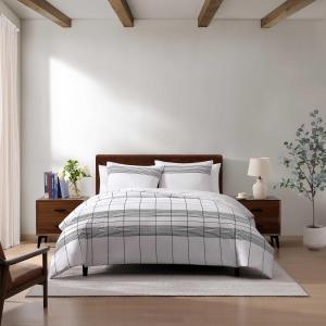 Tommy Hilfiger Комплект постельного белья King Size (пододеяльник и наволочка), хлопок средней плотности, фактура "слаб", дышащий, бежевая полоска "Бруклин Хайтс"