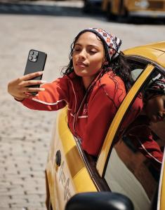 Бандана Tommy Jeans Tommy Girl с узором «фэр-айл» в разноцветном цвете