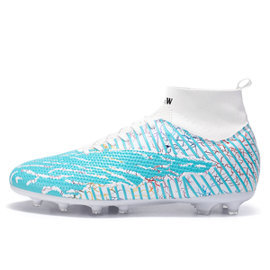 Футбольные бутсы для детей и подростков с высокой амортизацией и износостойкостью D&W, белый