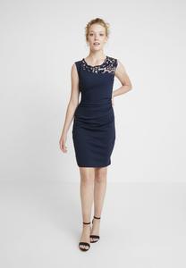 Платье-футляр Kaffe