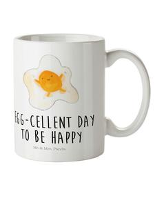 Детская кружка с жареным яйцом и надписью на белом фоне Mr. & Mrs. Panda