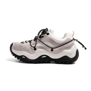 Earl Cat Низкие массивные кроссовки женские черно-белые, цвет Black White