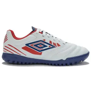 Футбольные бутсы Umbro Tocco IV League FG, белый
