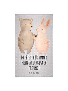 Mr. & Mrs. Panda Изображение медведя и кролика, обнимающихся вместе, с надписью, выполнено в серо-пастельных тонах