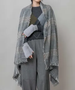 Переплетенная накидка