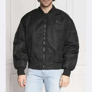 Бомбер стандартного кроя Calvin Klein, черный