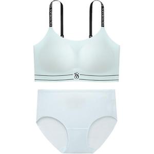 Комплект женского нижнего белья Victoria'S Secret