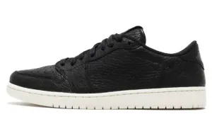 Jordan 1 Retro Low Swooshless Black