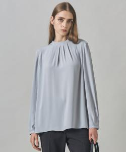 Атласная блузка Amunzen с высоким воротником и спинкой