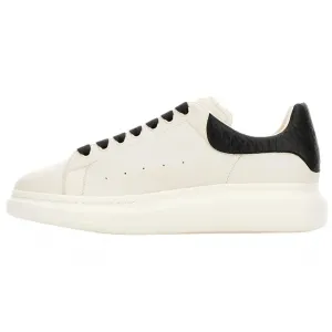 Массивные шнурованные кроссовки Alexander McQueen, слоновая кость