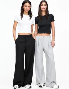 Набор из 2 ребристых футболок Pull&Bear белого и черного цветов