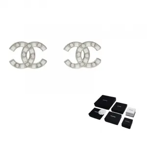 CHANEL Серьги-гвоздики Women's Silver/White