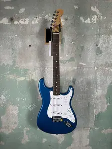 Fender Standard Stratocaster 2025 - настоящее время - Аквамариновый металлический
