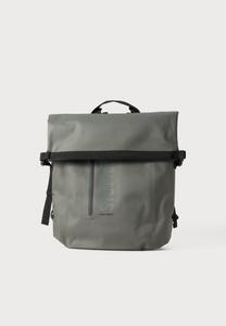 Рюкзак Stutterheim RAIN ROLLTOP UNISEX, Green/Dark Green