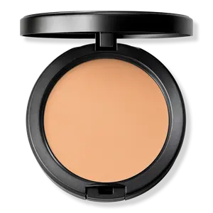 Тональная пудра Studio Fix Powder Plus MAC, NW20 (warm neutral beige with rosy undertone for light to medium skin​)