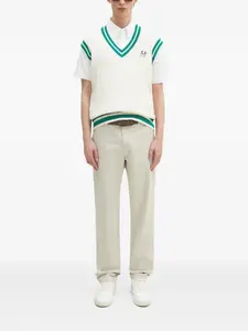 Вязаный жилет с V-образным вырезом Fred Perry, нейтральный